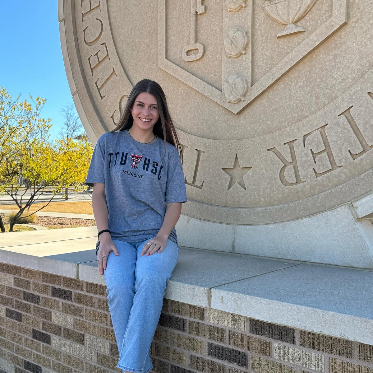 ttuhscmed's tweet image. “The chapter where the dream becomes a reality🩺👩🏼‍⚕️” Gal, an incoming medical student, was excited to be accepted to the @TTUHSC School of Medicine!