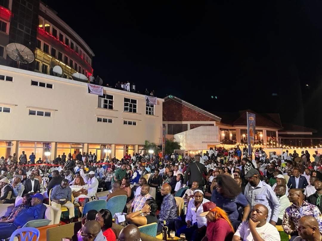 petertiani007's tweet image. #RDC… 

#KISANGANI

@heritierwata29 a enflammé le Congo Palace !

Félicitations à la #TeamWata.

Bravo l’artiste !