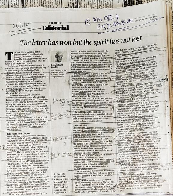 MJoshigowda's tweet image. A Calendar placed, but 
&quot;with no dates&quot; &amp;amp; 
Just  an alarming Clock tabled, to  tick the time ,when it&apos;s on 
Glaring Circumstances 
In Governor&apos;s Office 
#Presidentialreference