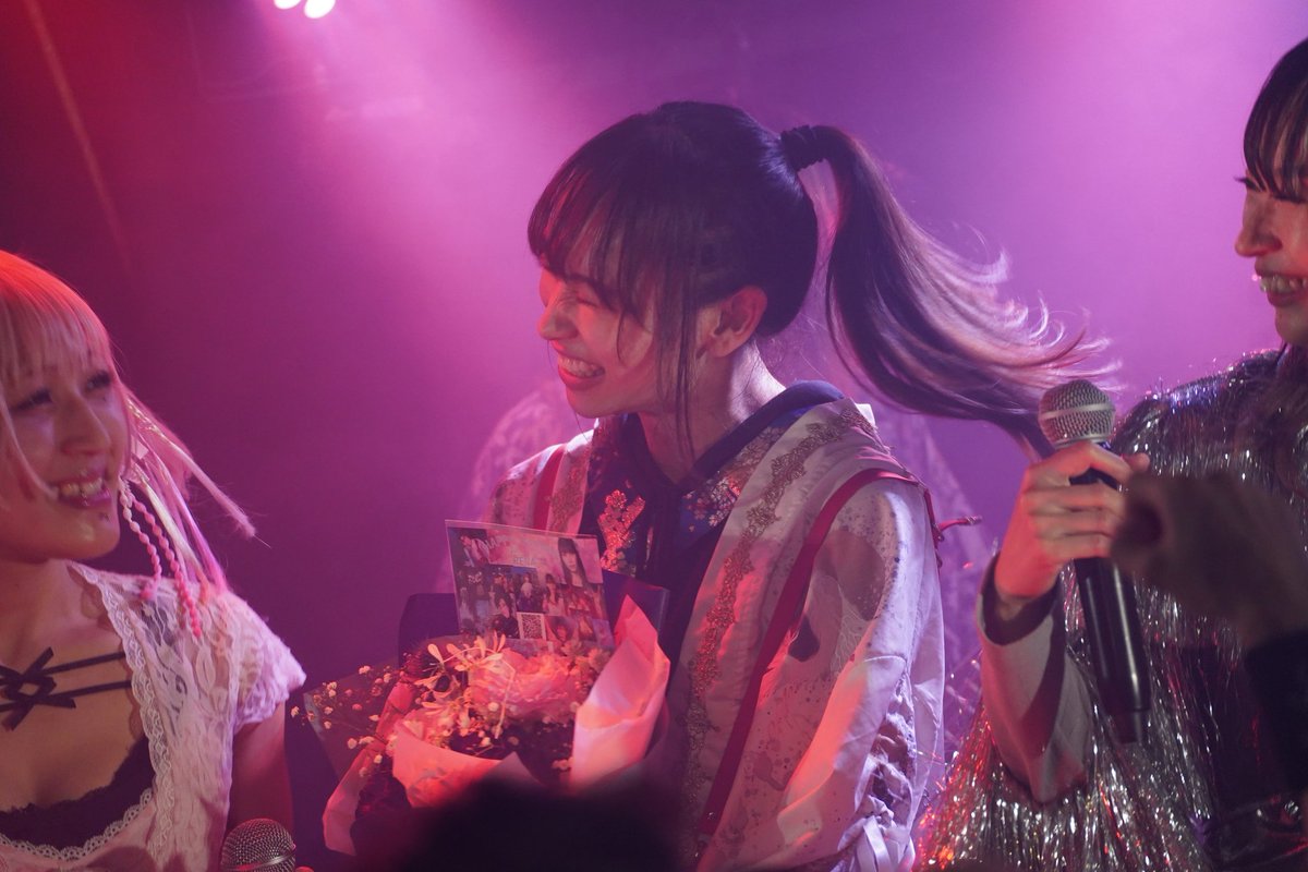 RAIDEN_0917's tweet image. ⚡11/29(土)⚡

【@下北沢VOICE FACTORY】
#CherryBomb 鈴木玲那Birthday Special

1.Different
2.サンダーボルト
3.R.I.P
4.紅蓮華
5.極彩Beat
6.残響UTOPIA

En.リベンジマッチ（セッション）

ありがとうございました!

#RAIDEN_雷電
#RAIDENfeatRiskyMelody