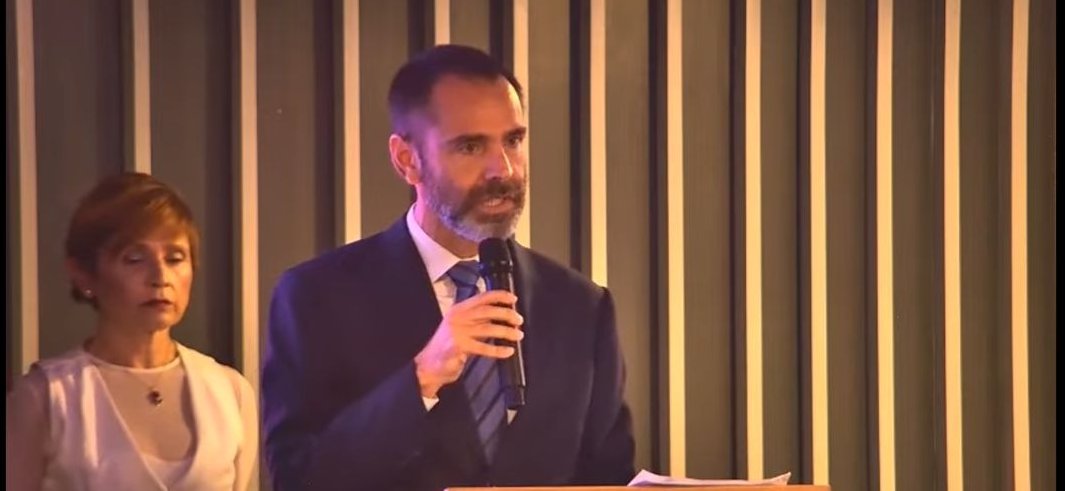 <a href="/Gob_Tachira/">Gobernación del estado Táchira</a> <a href="/FedecamarasT/">Fedecámaras Táchira</a> <a href="/CAVECOL/">CAVECOL</a> <a href="/edlopman/">Eduardo López-Mancisidor</a>: Contar con una hoja de ruta es fundamental para promover iniciativas compartidas, atender desafíos comunes y aprovechar complementariedades económicas y sociales entre ambos países.