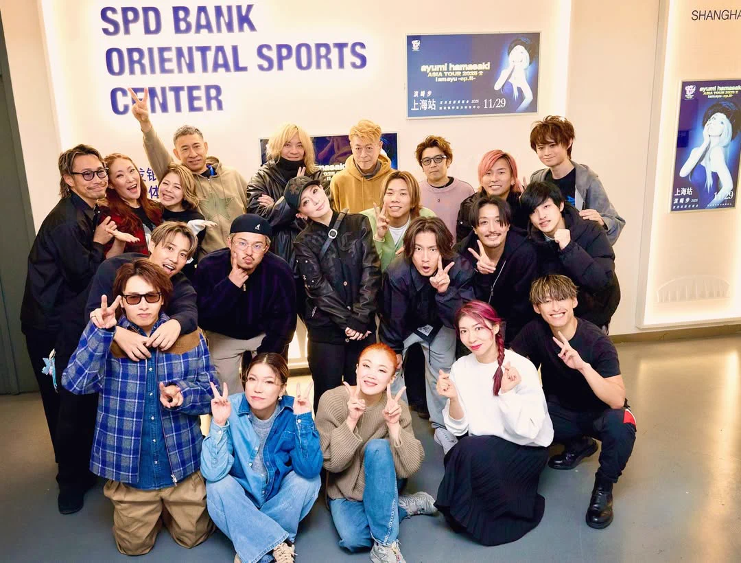 浜崎あゆみ (Ayumi Hamasaki) 上海公演が中止となったAyuは、来場客や