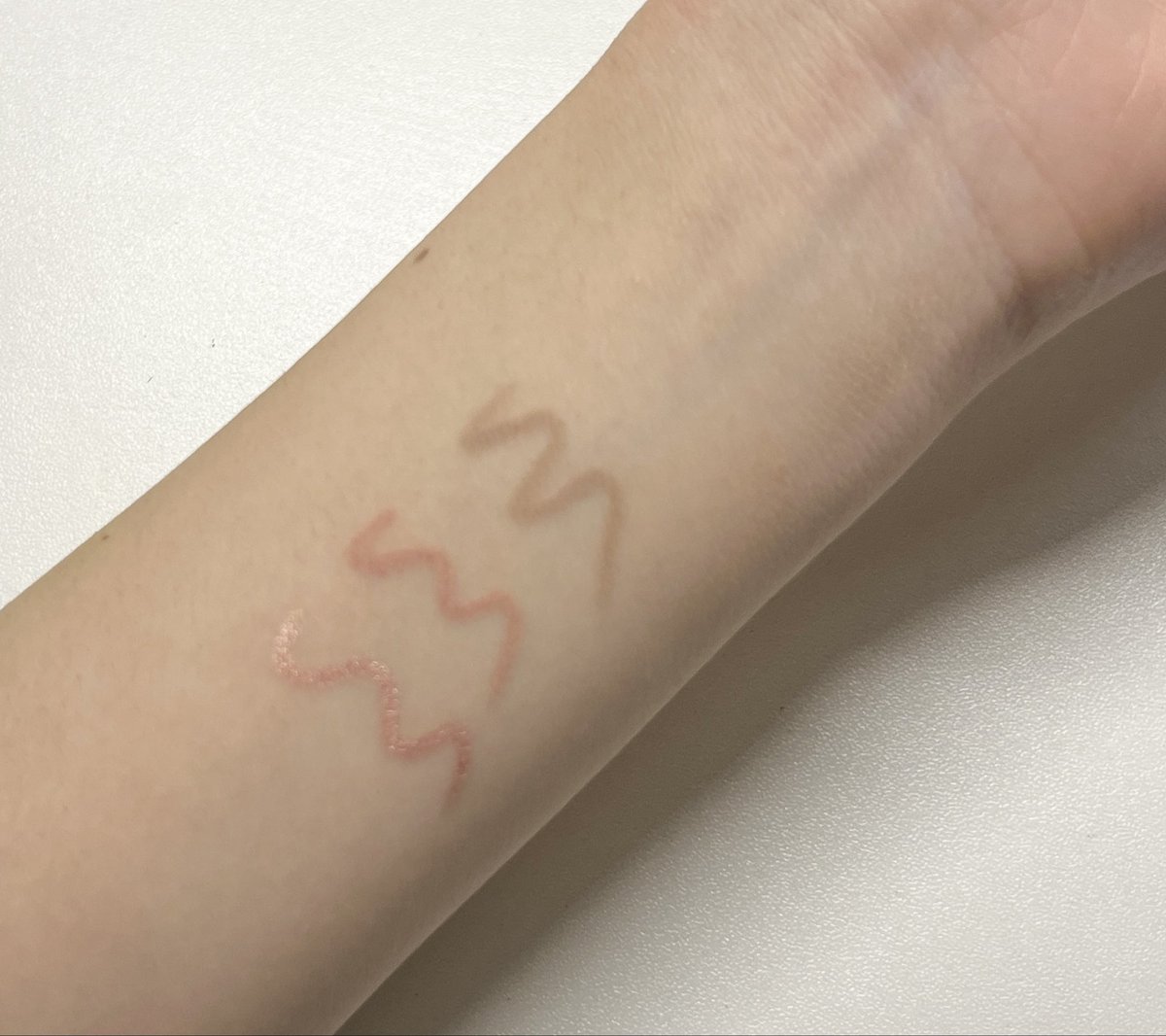 Cos1379's tweet image. #제품제공 #체험단
아임미미에서 미니트리오가 출시된다고 해요!

발색 정말 매끈하게 딱 예쁘게 돼요✨ 
믿쓰아 (믿고 쓰는 아임미미)

이제 우리의 사방트임을 책임질 아이입니다🫳
다들 구경해보세요오