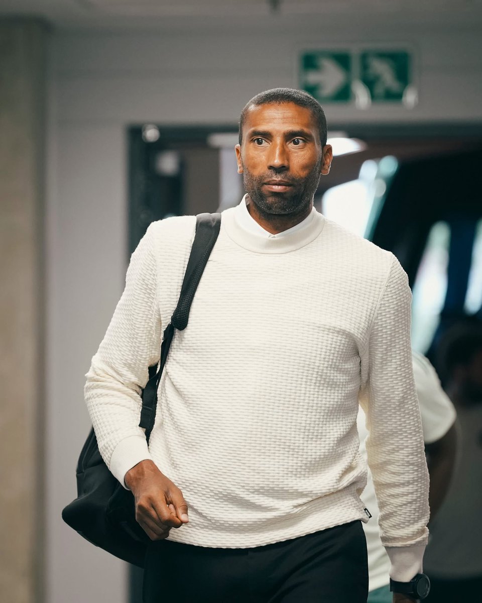 MickyJnr__'s tweet image. At the start of the season, some fans doubted but now, just look at what Abdeslam Ouaddou has achieved with Orlando Pirates! ⚫️⚪️

Guiding the team to the top of the South African Premier League with 12 games played, 28 points, 18 goals scored and just 5 conceded. 

He truly…