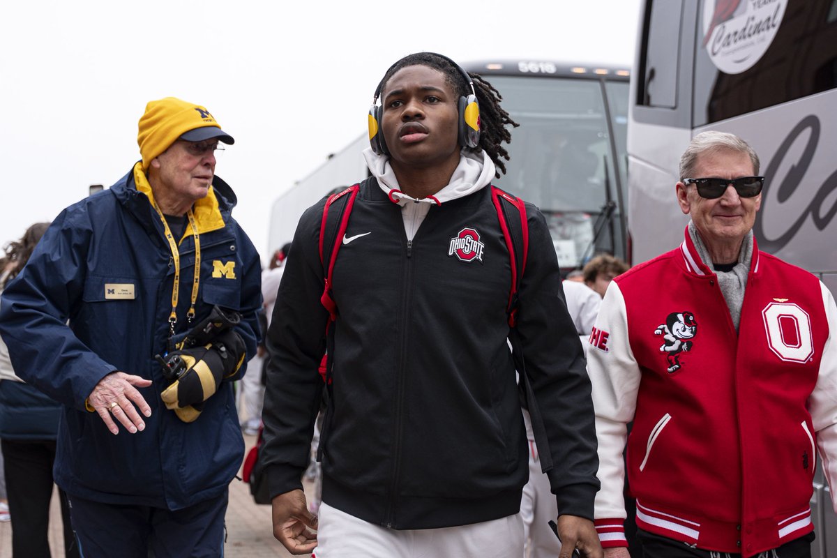 OhioStateFB's tweet image. 10 - 4 

@juliansayin2 x @Jermiah_Smith1