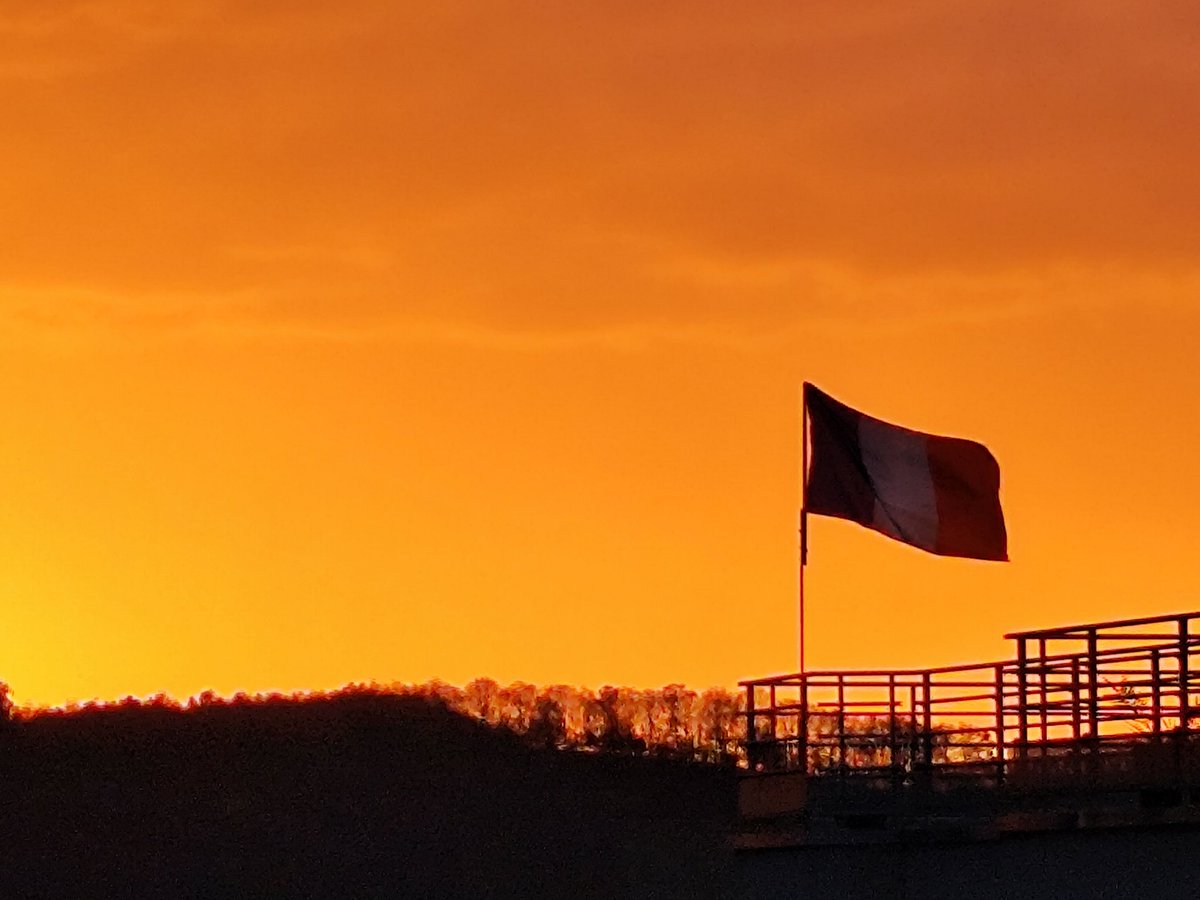 EdithPY2's tweet image. En direct d&apos;#Alsace, un crépuscule français... Bonne soirée !