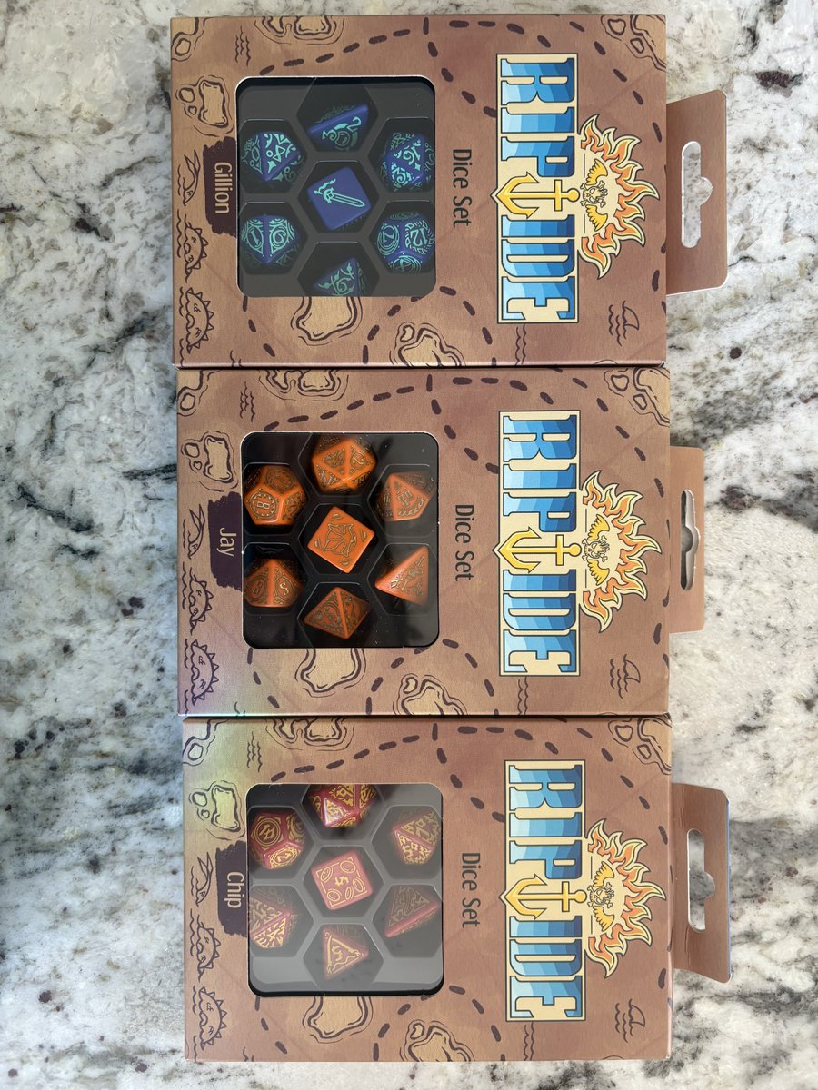 Peppermxnt_leaf's tweet image. YESSSSSS MY RIPTIDE DICE ARE HERE !!!!!!!