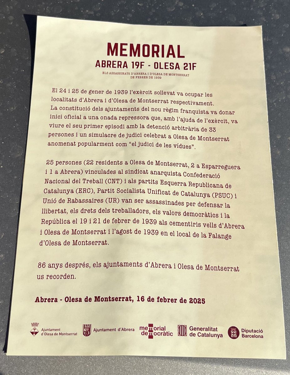 Sentiments a flor de pell al cementiri d’Abrera, amb l’obertura de la fossa, amb les famílies.

El 19/02/39 els franquistes afusellaven, a peu del mur del cementiri, entre 17 i 20 persones. Els havien dit que els traslladaven a la Model de Barcelona. 

Tancar el dol, justícia!