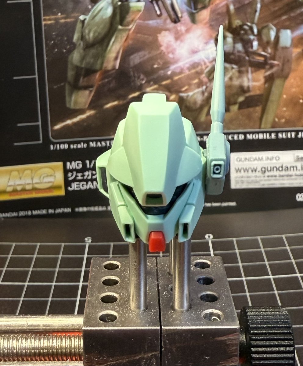 YouTube_hobb's tweet image. 今日はヘッドパーツの面出ししました。
横顔がかっこよくなりましたー！