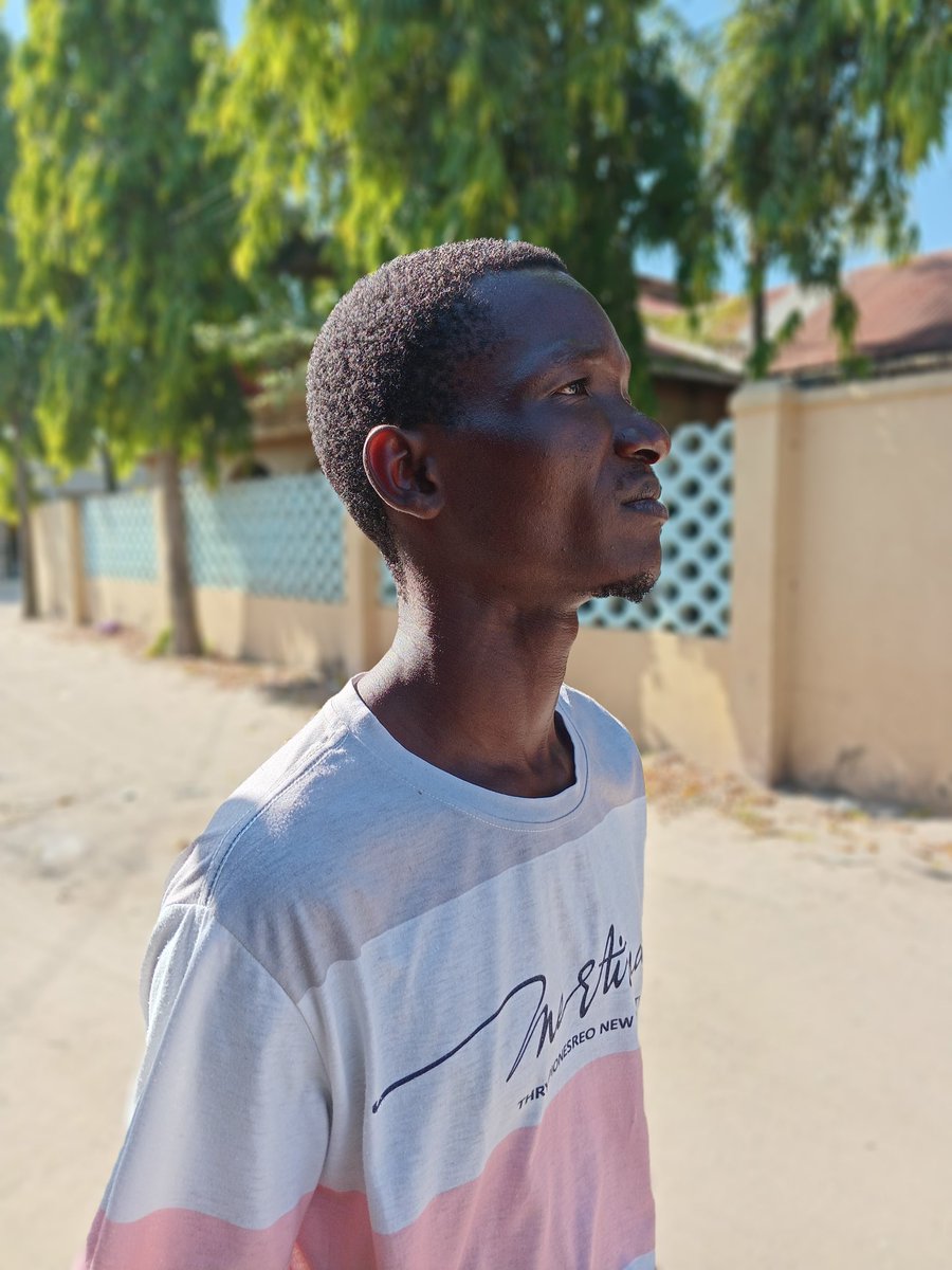 sukununu01's tweet image. Niko apa nimepoa kanali wa jeshi la Nato