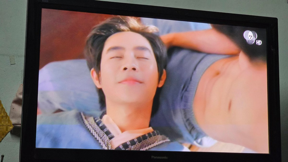#IPromiseIWillComeBack
#ฉันคอยเธอ 
อยากไปไหนหลับตาฝันเอาเด้อ 🤣