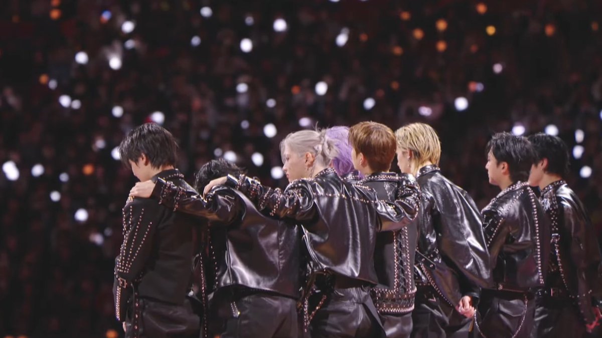 mariestay0325's tweet photo. @MnetMAMA SKZ KARMA OF THE YEAR
#StrayKidsAtMAMA2025
#스키즈_MAMA_AOTY_축하해 https://t.co/nG4jWqZj7s