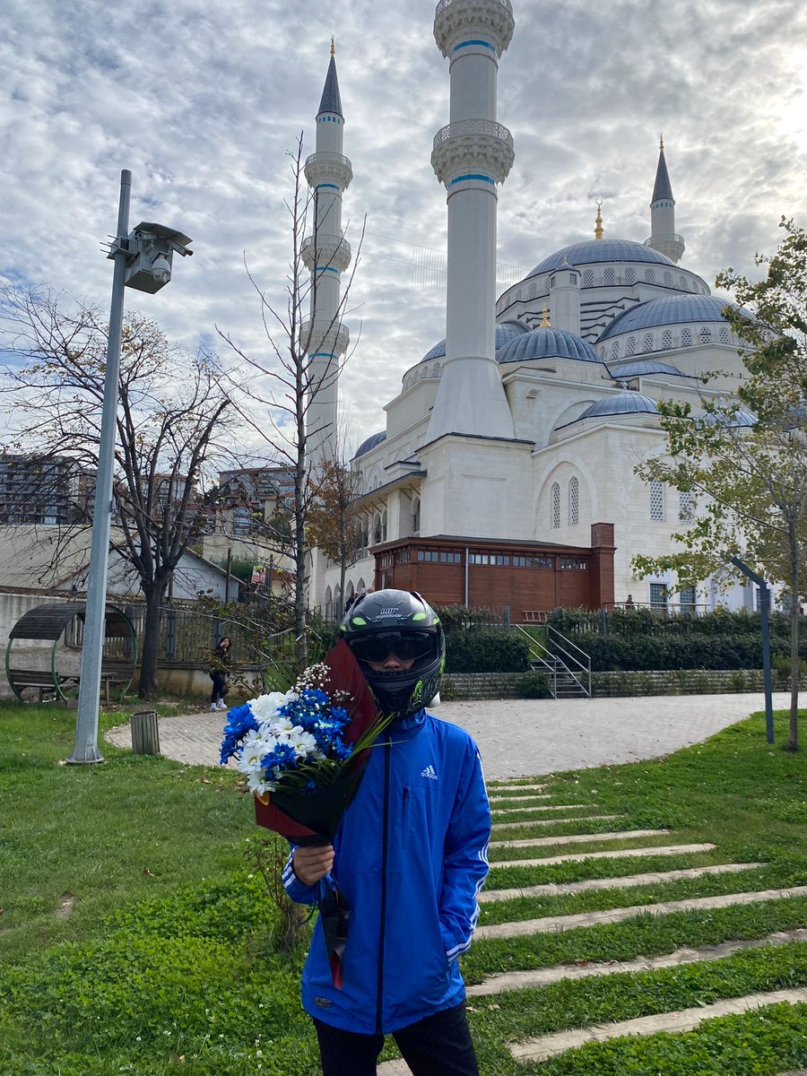 semihherenn's tweet photo. 💙 https://t.co/u8YKwGbW4Z