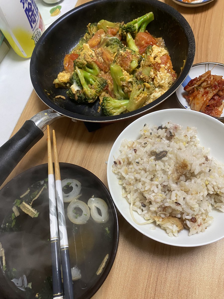 晩御飯用意できたので食べます