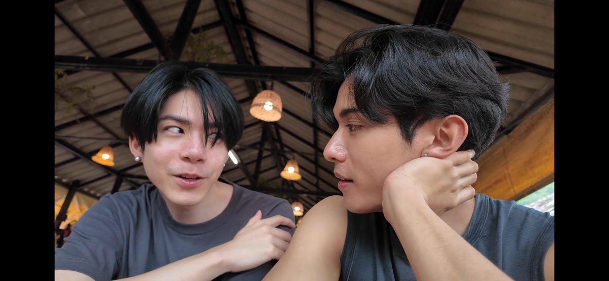 Mommydmill's tweet image. คุ้นๆ #NetJJ 🖤🥕⋆˚