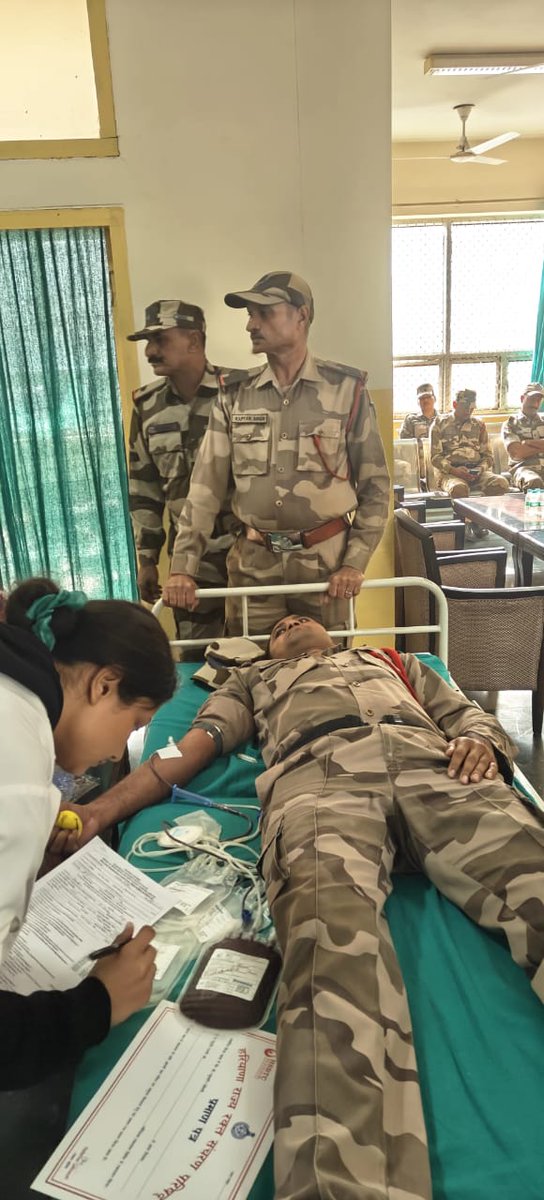 CISFHQrs's tweet image. Blood Donation Drive Held by CISF at RGTPP Hisar, Haryana

On 28.11.2025, a blood donation camp was organized by Maharaja Agrasen Medical College at #CISF Unit RGTPP #Khedar, #Hisar. CISF personnel, along with RGTPP employees, actively participated and voluntarily donated blood.…