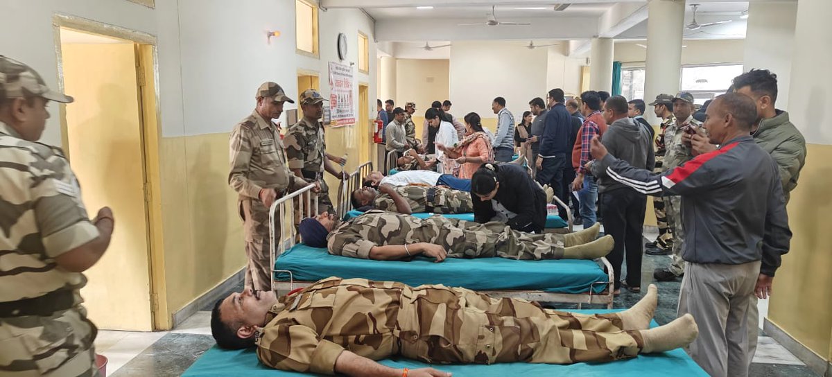 CISFHQrs's tweet image. Blood Donation Drive Held by CISF at RGTPP Hisar, Haryana

On 28.11.2025, a blood donation camp was organized by Maharaja Agrasen Medical College at #CISF Unit RGTPP #Khedar, #Hisar. CISF personnel, along with RGTPP employees, actively participated and voluntarily donated blood.…