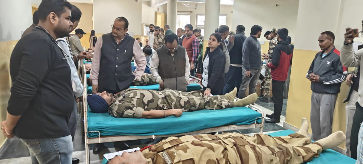 CISFHQrs's tweet image. Blood Donation Drive Held by CISF at RGTPP Hisar, Haryana

On 28.11.2025, a blood donation camp was organized by Maharaja Agrasen Medical College at #CISF Unit RGTPP #Khedar, #Hisar. CISF personnel, along with RGTPP employees, actively participated and voluntarily donated blood.…