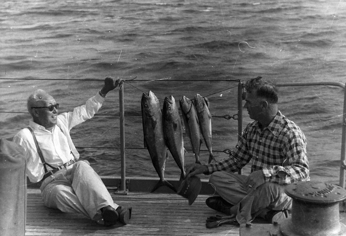 jokchong's tweet photo. President Rhee Syngman fishing with General Van Fleet circa 1953 https://t.co/5Gu9WLv5rc