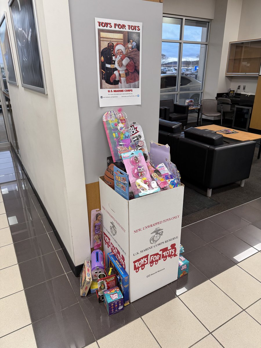 Our customers are the best! They’ve already helped us fill our first Toys for Tots box! Help us fill another by dropping off a new toy for kids in Northwest Arkansas! #AcuraOfFayetteville #Acura