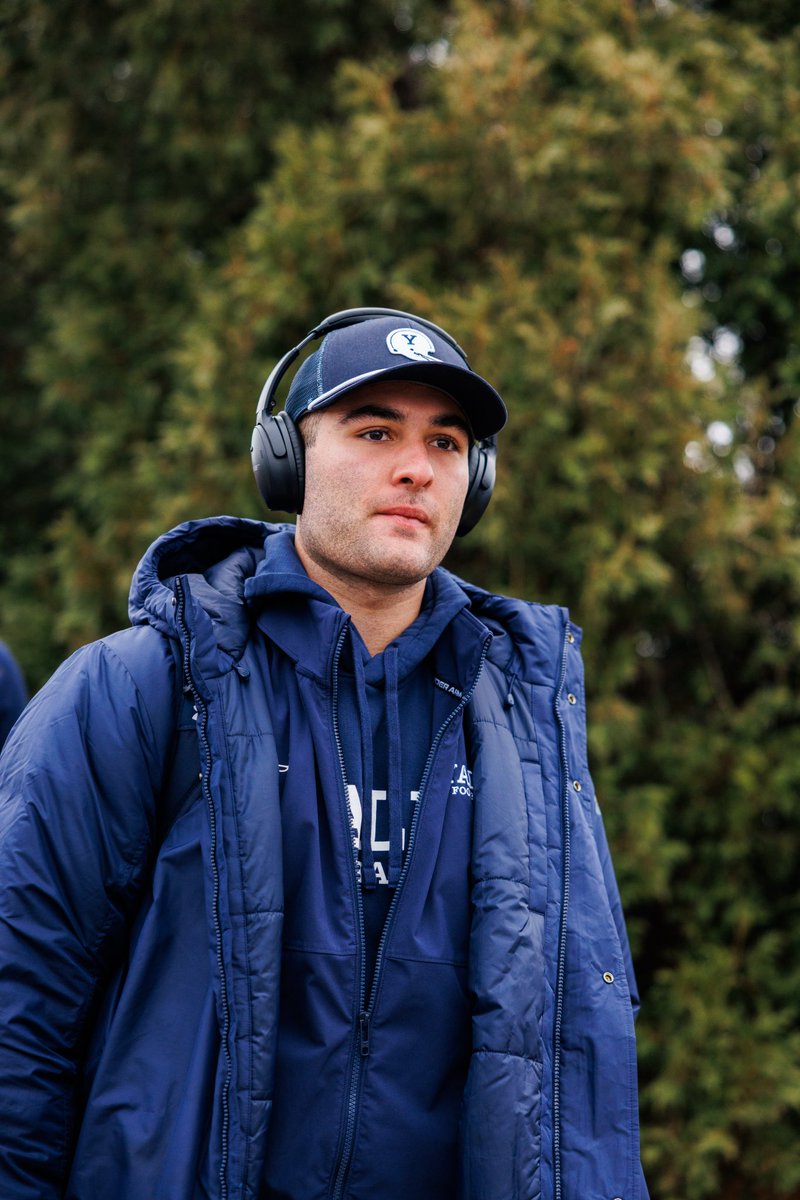 yalefootball's tweet image. We have arrived. 

#Team152