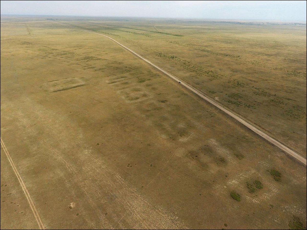 hackernewstop5's tweet image. Bronze Age mega-settlement in Kazakhstan has advanced urban planning, metallurgy #HackerNews
archaeologymag.com/2025/11/bronze…