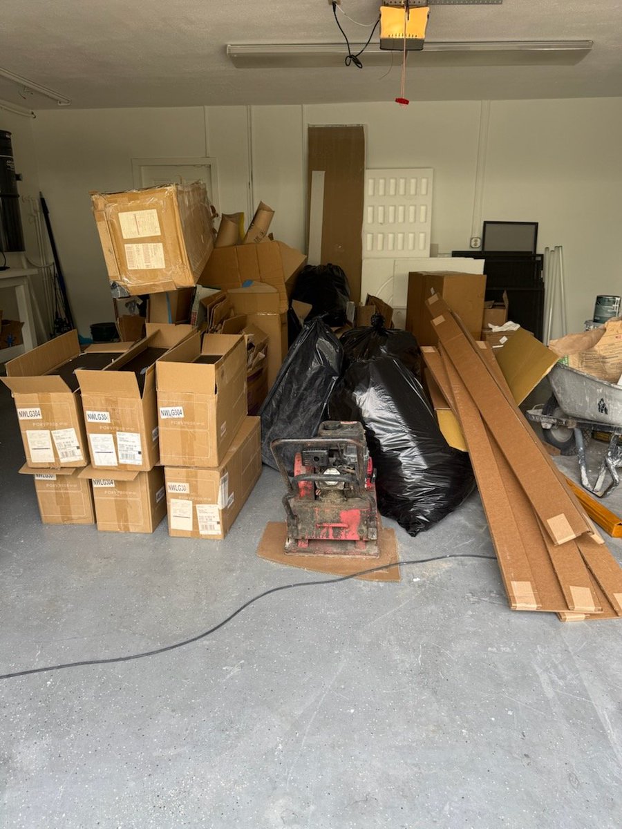 moveitjunk's tweet photo. Need to get rid of junk trash and debris? We like to MOVE IT! 
https://t.co/tihTwCmorf 
#housecleanouts 
#garagecleanout 
#junkremoval
#furnitureremoval
#officecleanout https://t.co/Lbib35XEqj