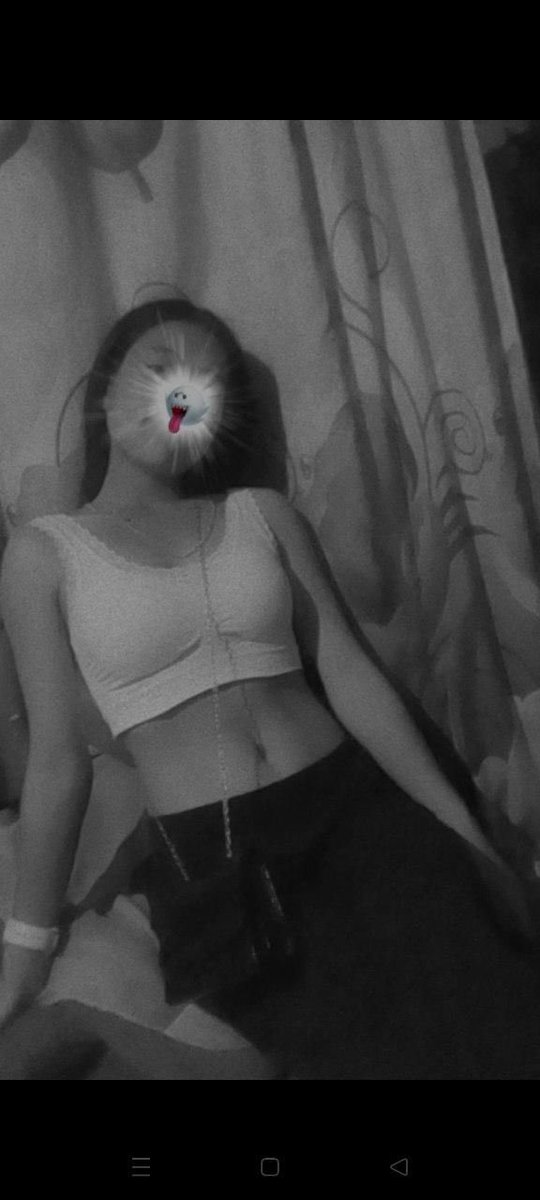 Doggingmaster50's tweet photo. @mary_4queen Also the full pic of her pfp https://t.co/TjTWyFWYmx