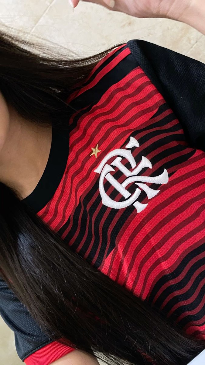 b, sasha tweet media