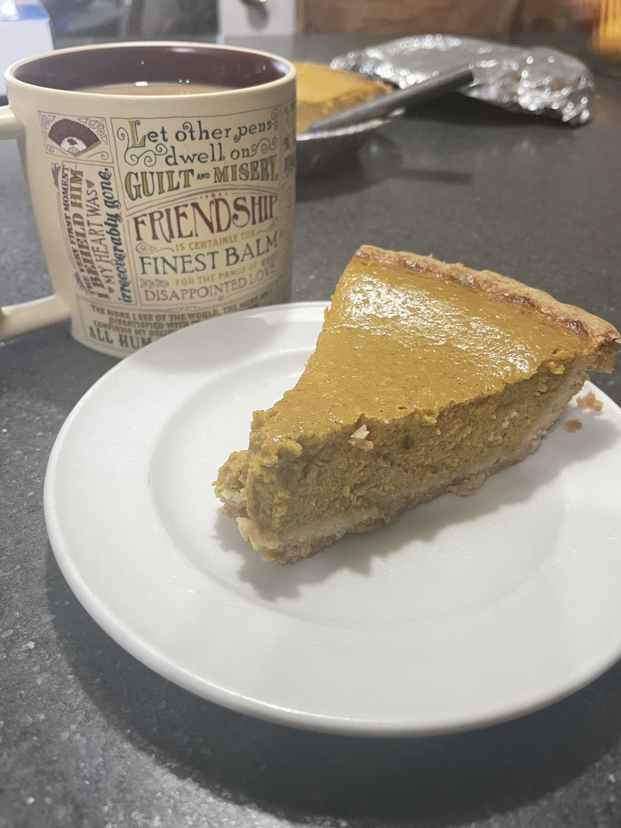 withmuffinlove's tweet image. last bit of pumpkin pie for me this weekend……