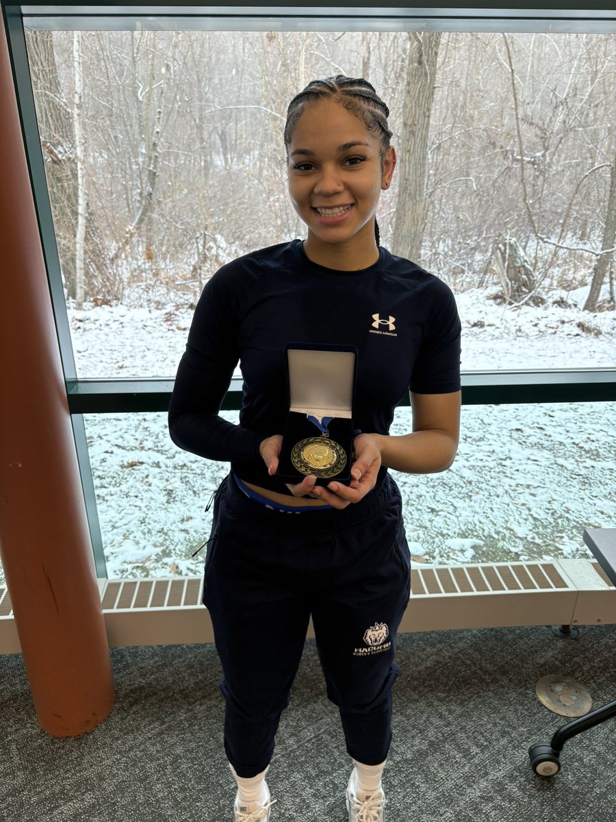 Macomb Women's Basketball tweet media