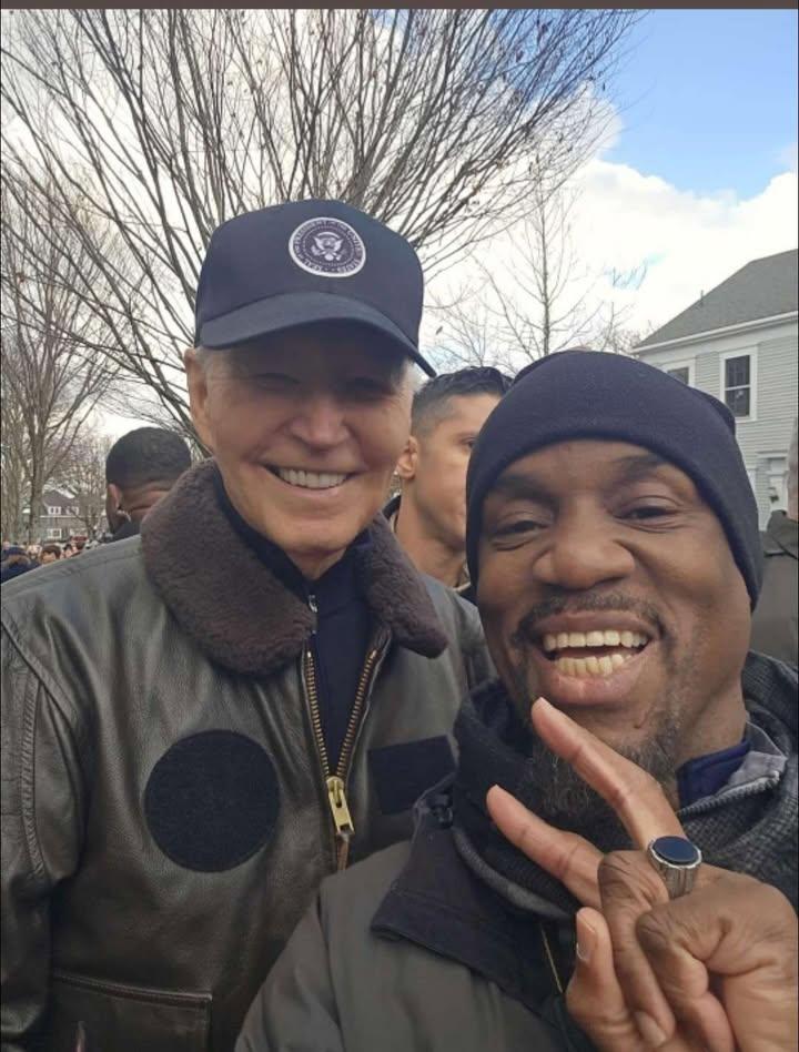 covie_93's tweet image. I&apos;m confused because according to Jake Tapper Biden should be in a wheelchair by now....