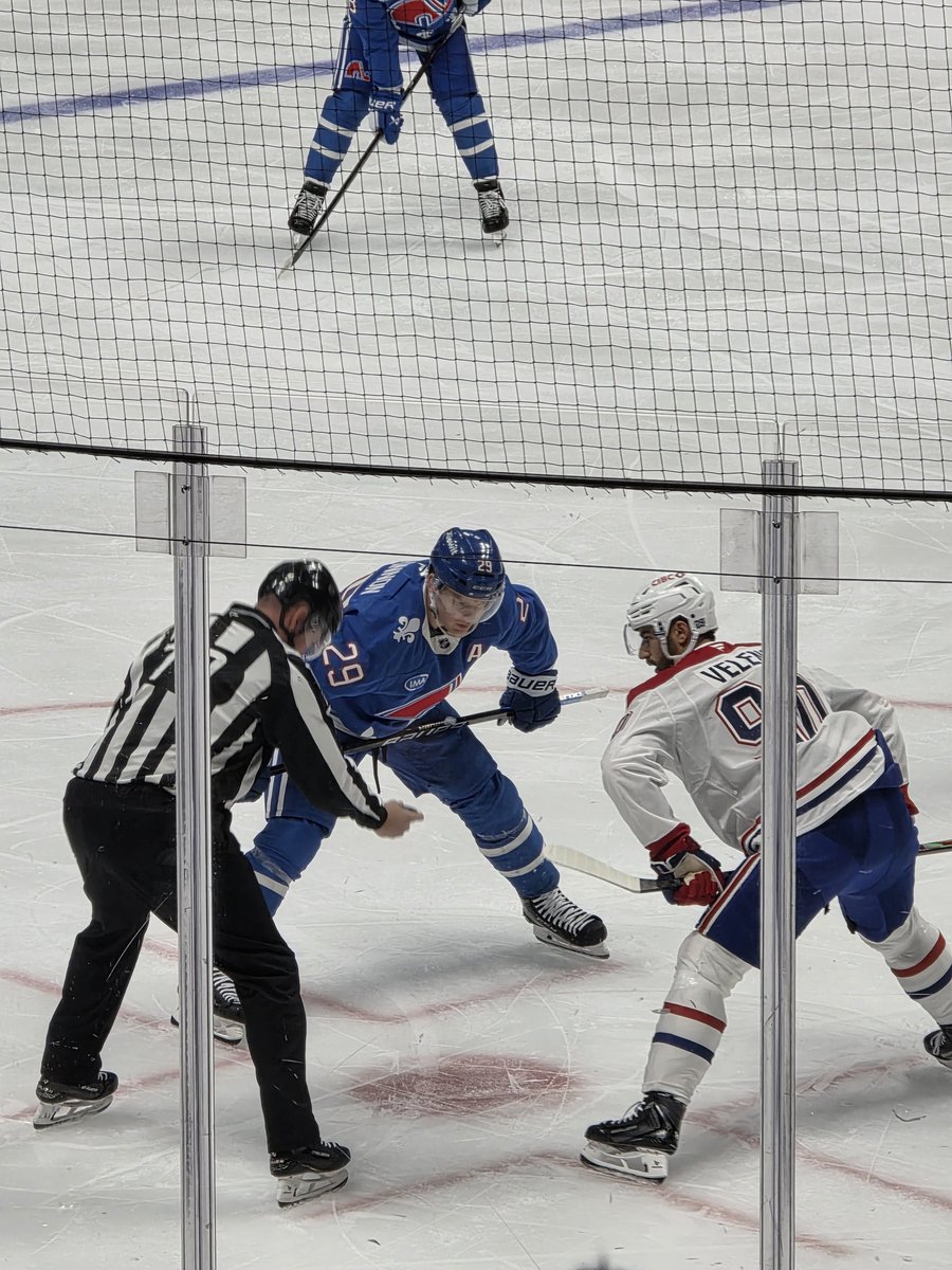 ColoradoMase's tweet image. Good 1st #GoAvsGo