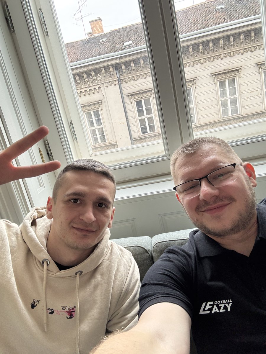 demiurg 🦥⚽️ tweet media