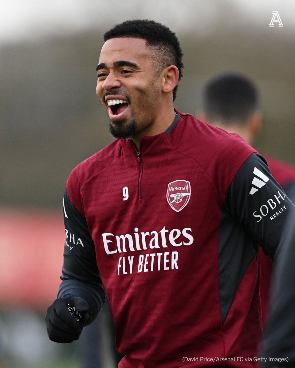 gfmtech's tweet image. Gabriel Jesus and Viktor Gyökeres have travelled with the Arsenal squad for the Chelsea game.

Both face a late fitness test.
@HandofArsenal