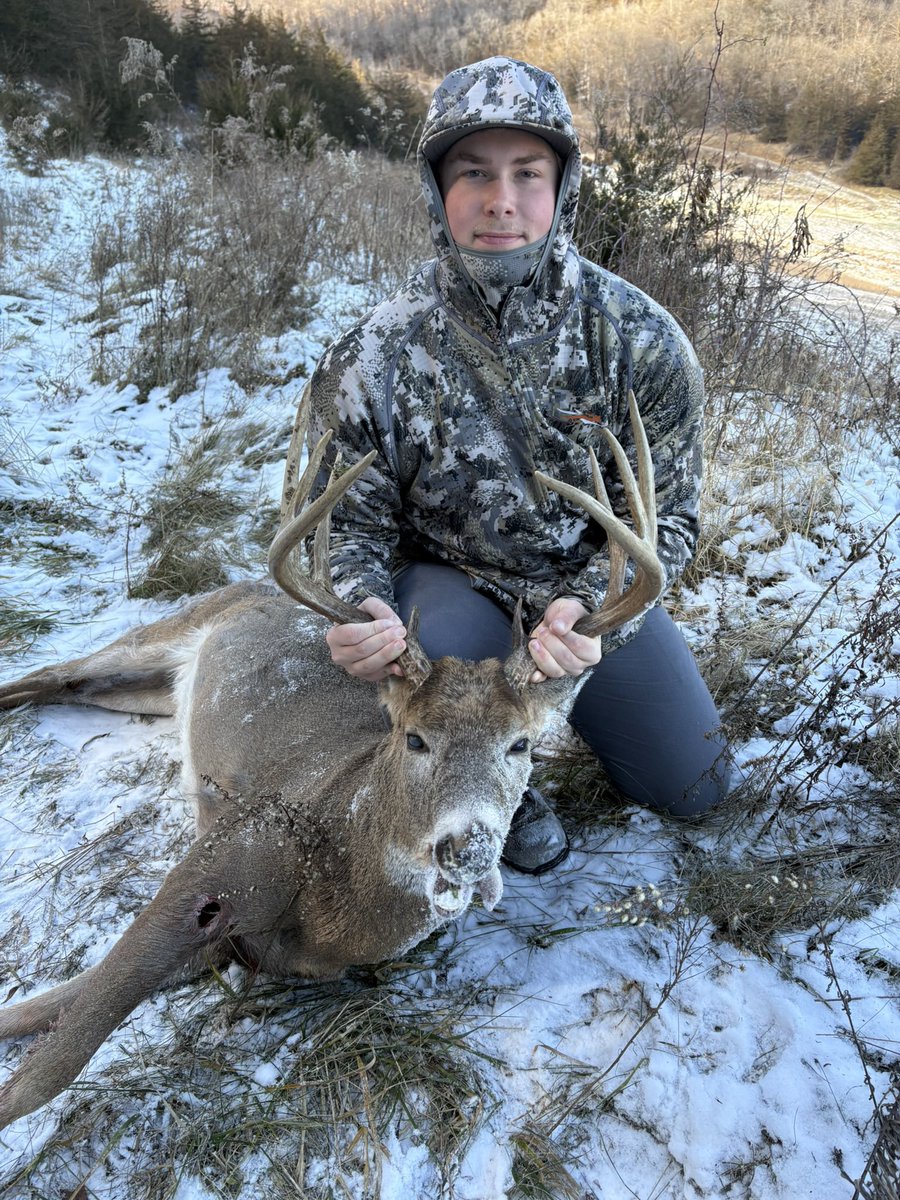 Axel Vix tweet media