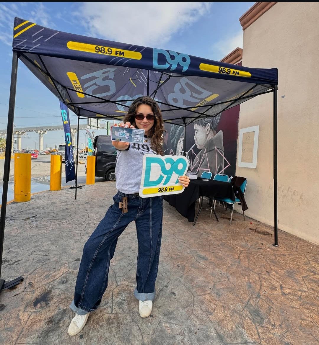 Ya estamos entre Padre Mier y Consitución con tus boletos dobles para la POSADA D99 🎄✨ hasta las 4 pm! Corre por tus boletos 🙌🏻