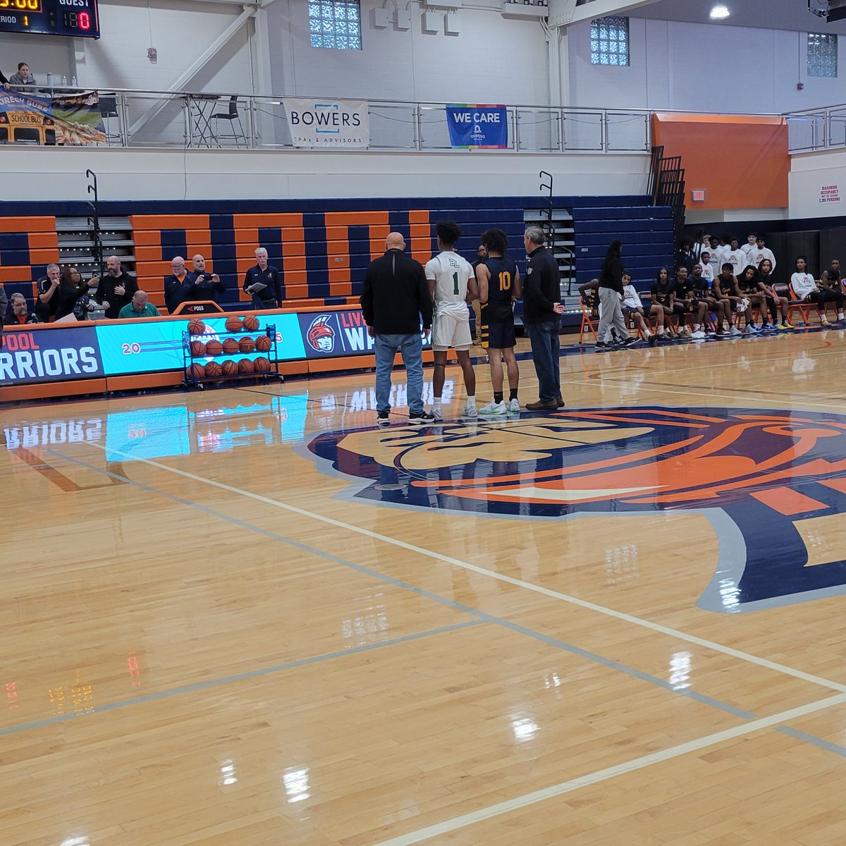 LarryW1123's tweet image. Second game on Varsity #MVP my son going to work #Uprep #10