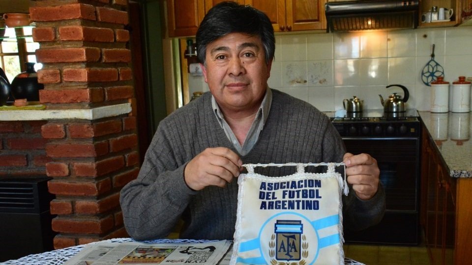 Javier Treuque: “Esta AFA puso en una posición envidiable al fútbol argentino”

El vicepresidente de AFA y secretario del Consejo Federal, se expresó sobre la reciente campaña anti afista en medios nacionales y redes sociales. Defendió a la casa madre del fútbol argentino de los