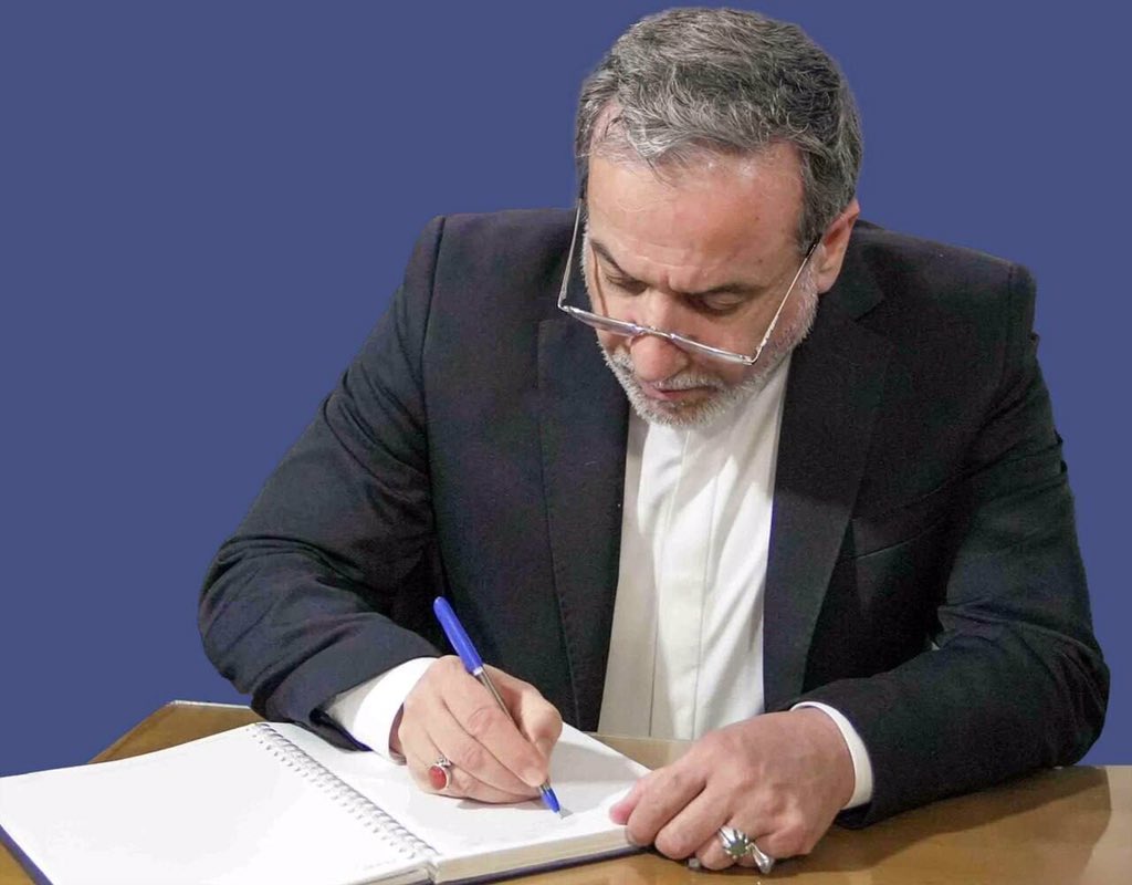 Araghchi sympathizes with Sri Lanka over deadly floods

en.irna.ir/news/86010423/