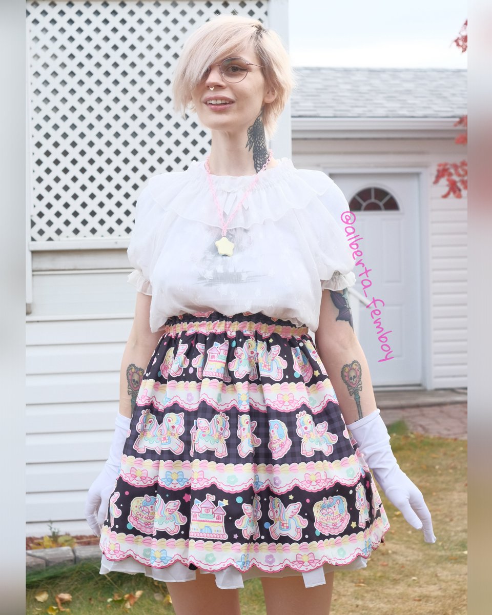 alberta_femboy tweet media