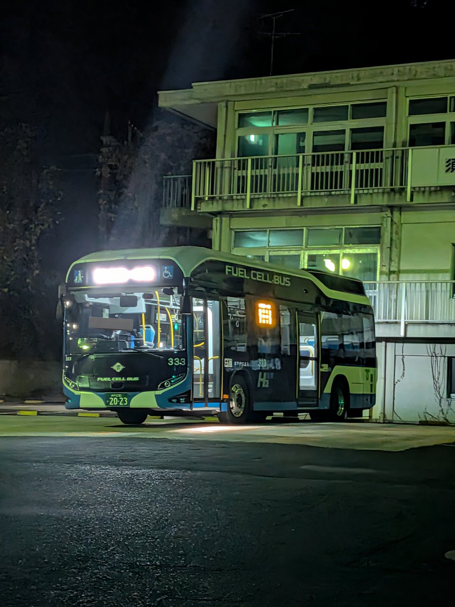 神戸市バス、333.水素燃料電池バス ドアー開閉