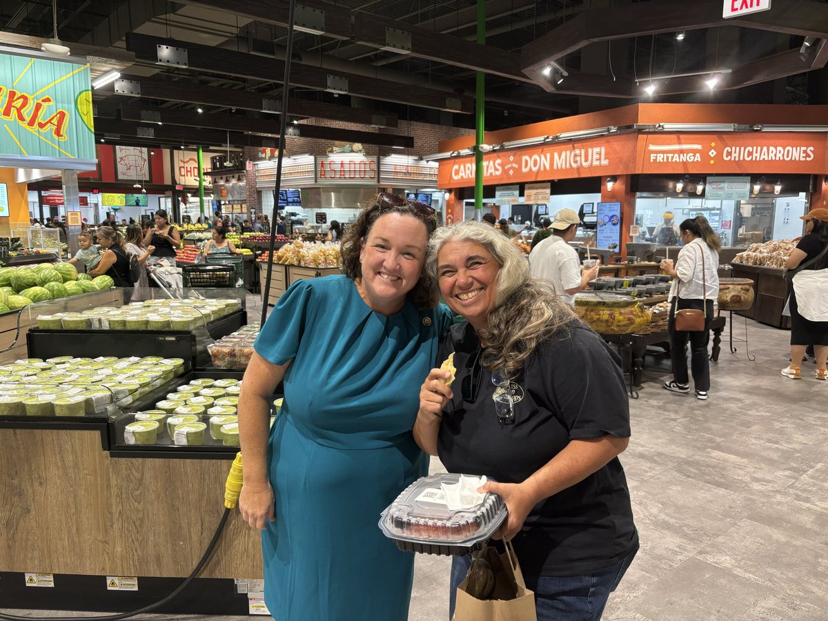 katieporteroc's tweet image. California is a hub for entrepreneurs and innovation, especially for the small businesses who employ more than 7 million Californians. Their success and the success of our economy, workers, families, and state go hand-in-hand.

P.S. Check out Mercado Northgate in Costa Mesa for…