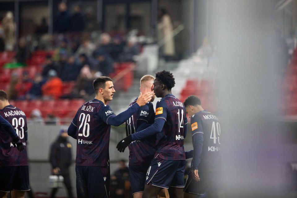 RealDeBanjulFC's tweet image. Congratulations Pa Assan 🔥❤️👏🏽!

Join us in congratulating our former striker, Pa Assan Corr who scored his first senior goal for DAC 1904 Dunajská, helping the Slovakian giants secure an important league win.

Here is to more goals and success, top striker ✊🏽.

#rdb #corr #dac