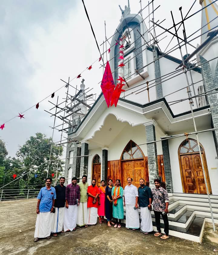 advssuresh's tweet image. During the campaign trail with Thiruvananthapuram South office bearers… Met Fr. Aneesh Fernandes, Palayam Parish and had a fruitful meeting.  Sreeja Rathish, contesting from Vattiyoorkavu – Kachani Ward, and State Vice President Soman were also present. #മാറാത്തത്ഇനിമാറും…