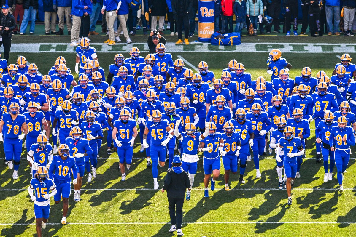 Pitt_FB's tweet photo. bring 'em out, bring 'em out 😼 https://t.co/KNEsTj8yQR