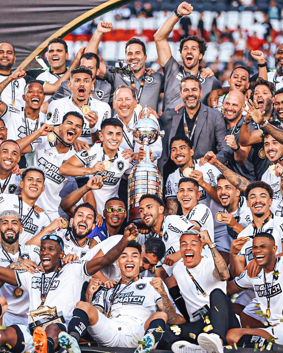 DataFutebol's tweet image. Últimas horas do Botafogo como atual campeão da Libertadores.