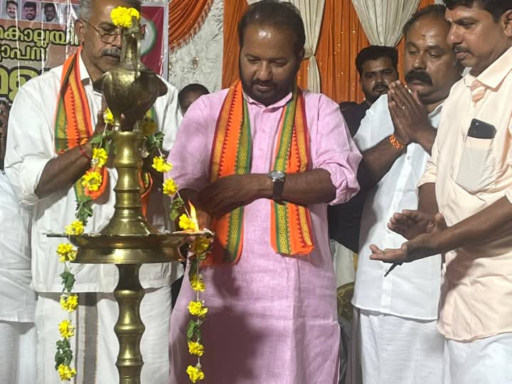 advssuresh's tweet image. Inaugurated the “Vikasitha Kollayil” programme held at the Lutheran Parish Hall, Dhanuvachapuram, in Thiruvananthapuram South, Kollayil Panchayat. An inspiring gathering dedicated to the vision of progress and development. #മാറാത്തത്ഇനിമാറും