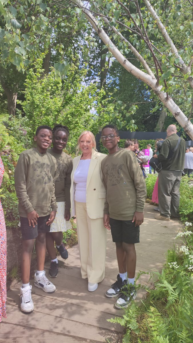 Planet Trio BCyA tweet media