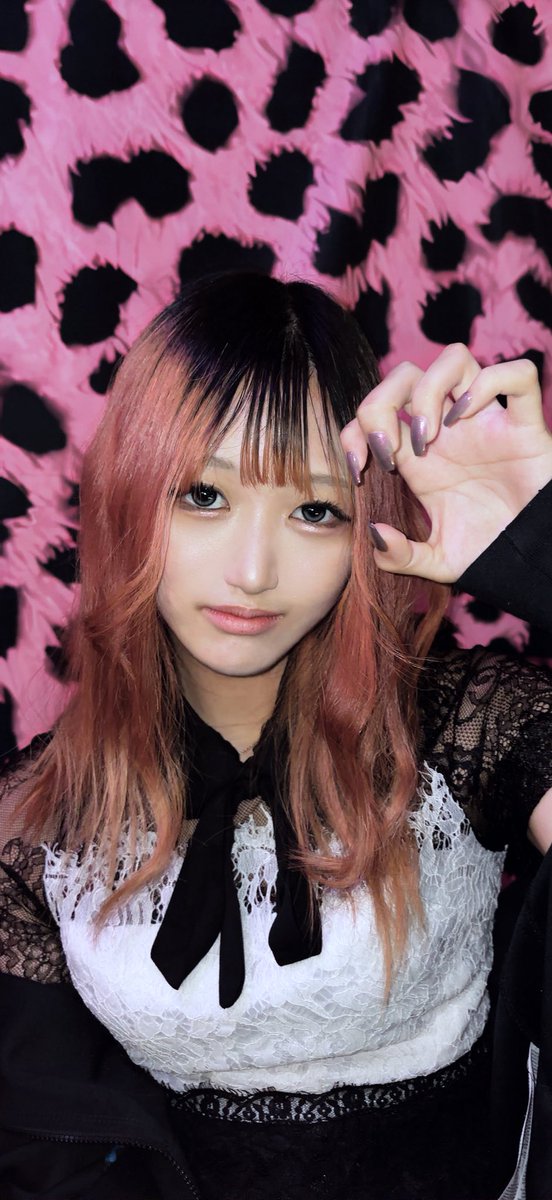 imnotremi_'s tweet photo. お！わ！し！ま！し！ま！
オリシャンぽんと初お酒でいい気分〜楽しかった！！！！！！
皆でお寿司も美味しかった！
これから頑張ってお酒に慣れていくよー https://t.co/vb4U9SgYiq